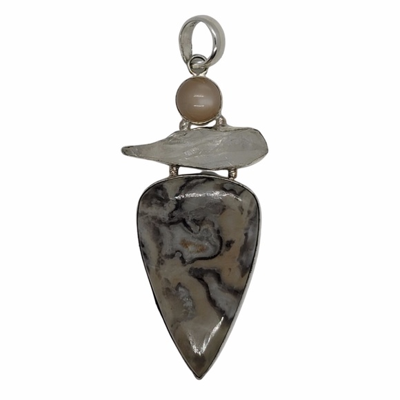 Pendant set in 925 Sterling Silver with Genuine Semi-Precious Gemstones - Picture 1 of 1